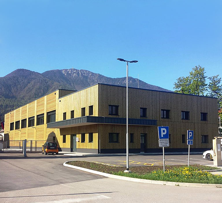 Večnamenska dvorana OŠ Koroški jeklarji – Podružnica Kotlje
